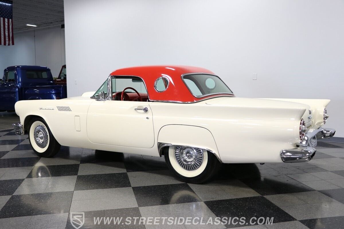 Ford-Thunderbird-1957-Convertible-8