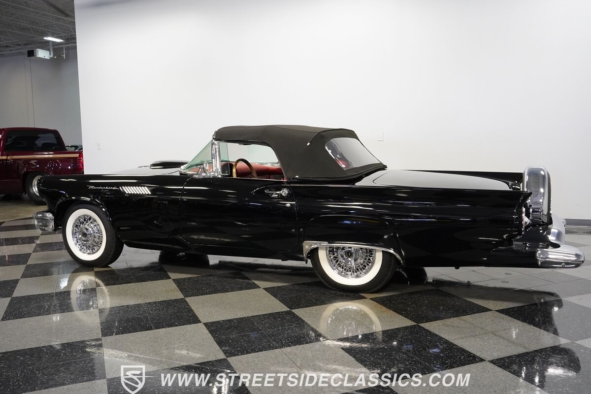 Ford-Thunderbird-1957-Convertible-8
