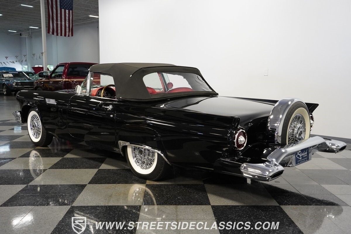 Ford-Thunderbird-1957-Convertible-9