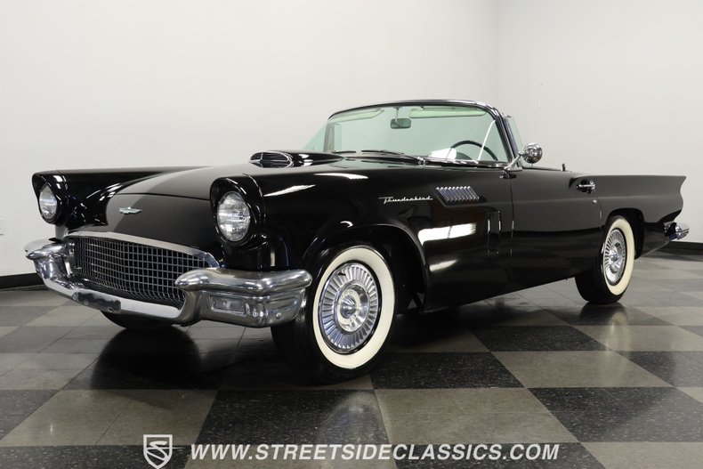 Ford-Thunderbird-1957-Raven-Black-BlackWhite-29