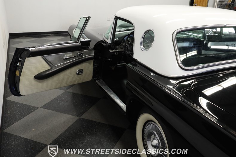Ford-Thunderbird-1957-Raven-Black-BlackWhite-39