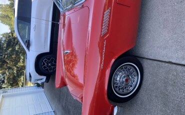 Ford-Thunderbird-1957-Red-Black-15