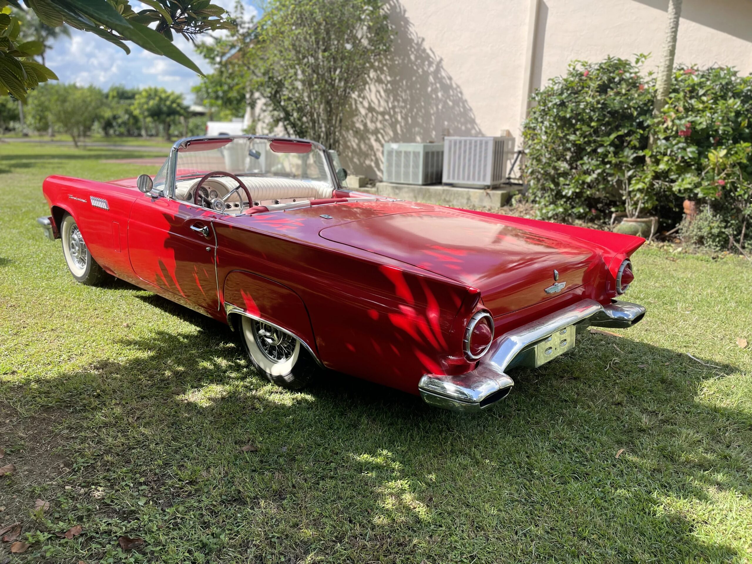 Ford-Thunderbird-1957-Red-White-10