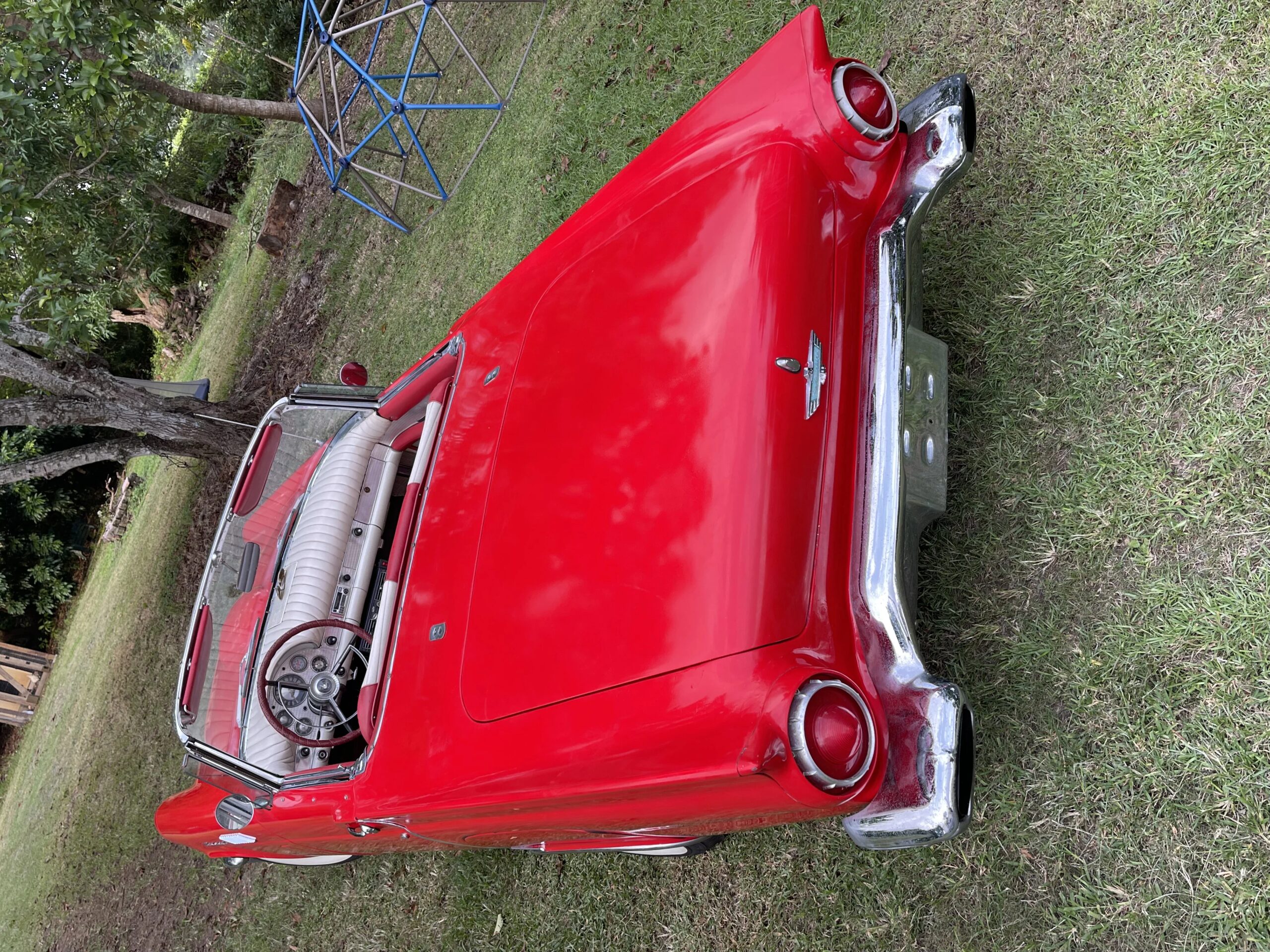 Ford-Thunderbird-1957-Red-White-4
