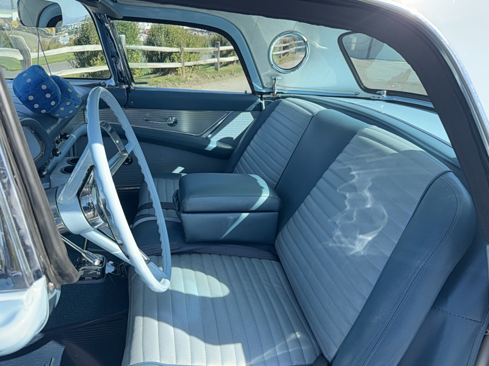 Ford-Thunderbird-1957-hardtopconvertible-17