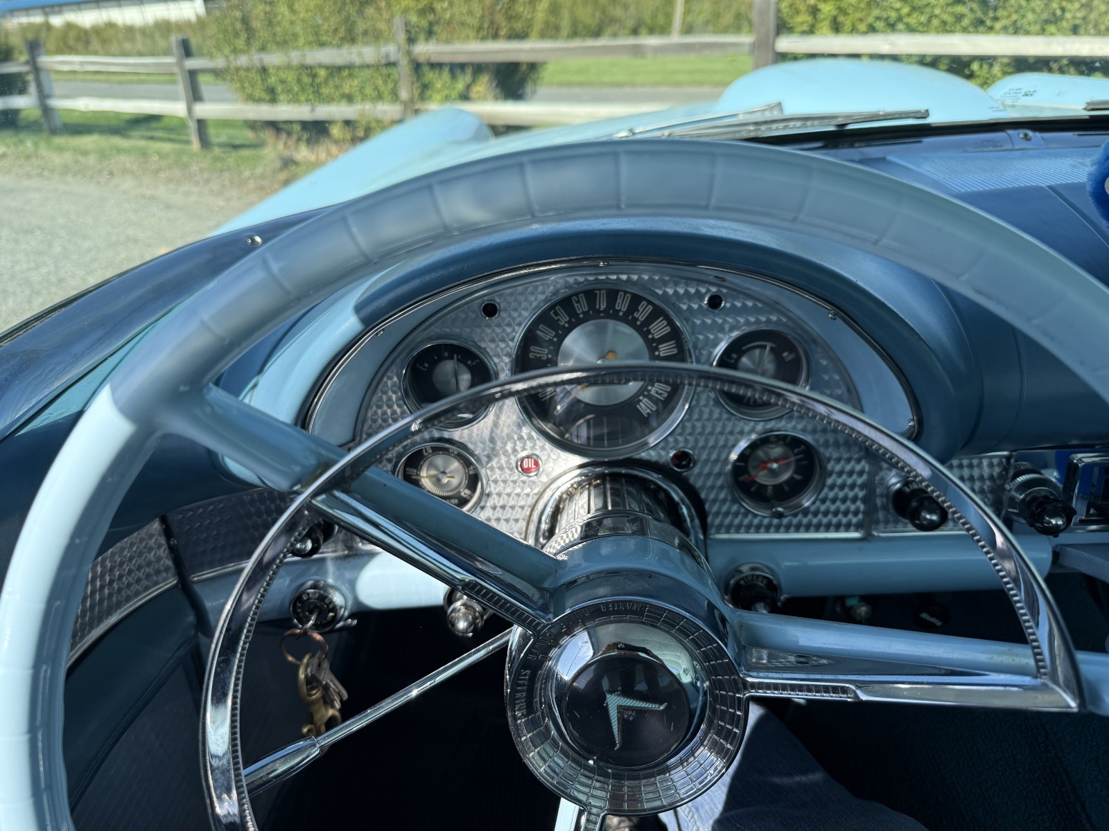 Ford-Thunderbird-1957-hardtopconvertible-3
