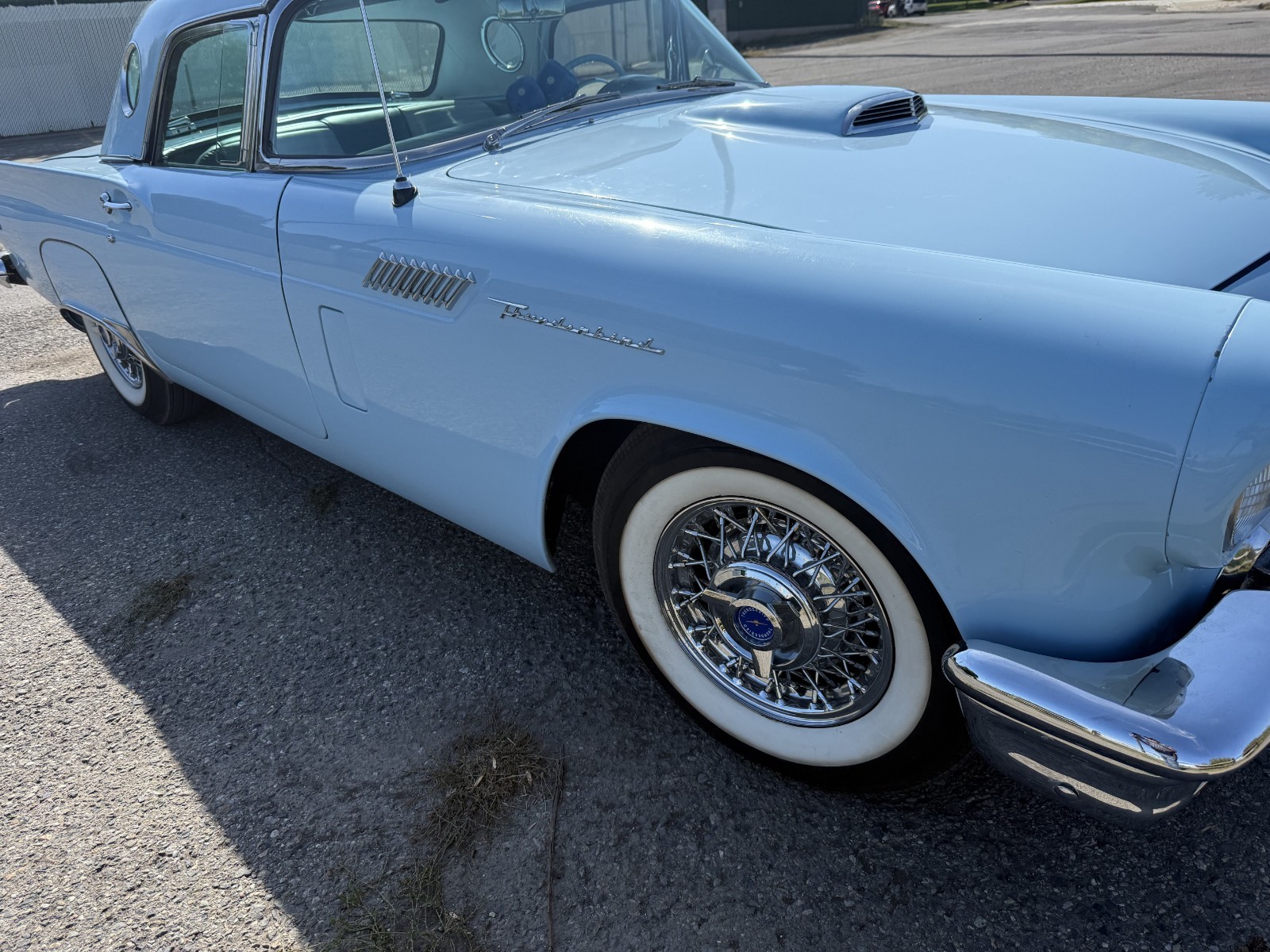 Ford-Thunderbird-1957-hardtopconvertible-9