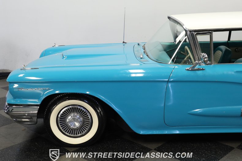 Ford-Thunderbird-1958-Turquoise-Turquoise-20