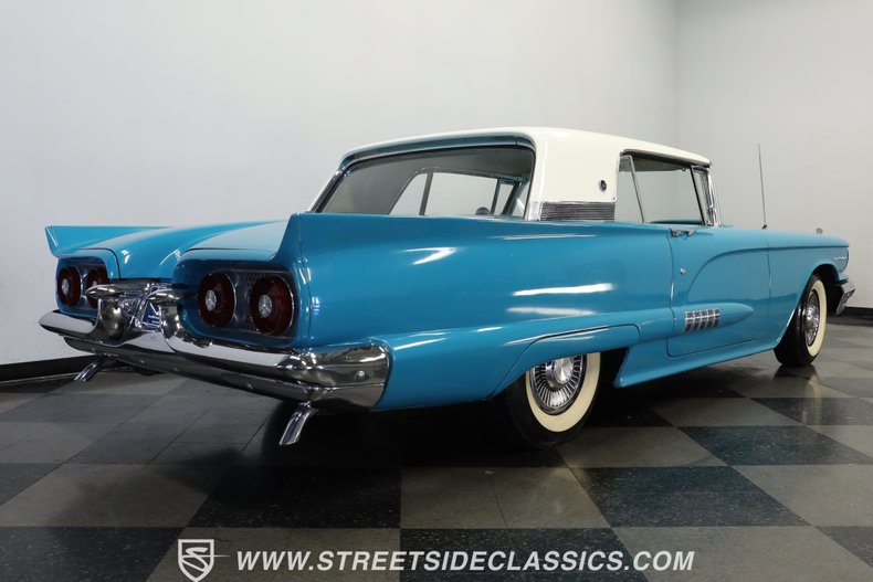 Ford-Thunderbird-1958-Turquoise-Turquoise-23
