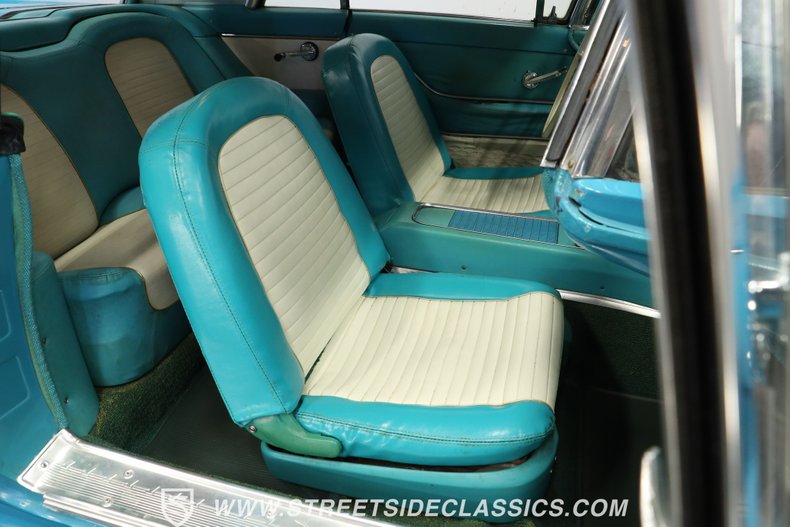 Ford-Thunderbird-1958-Turquoise-Turquoise-38
