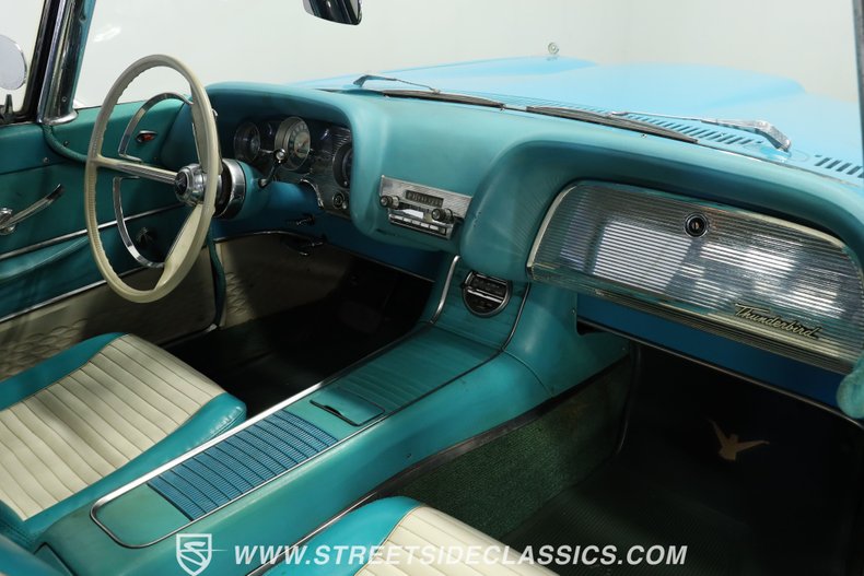 Ford-Thunderbird-1958-Turquoise-Turquoise-40