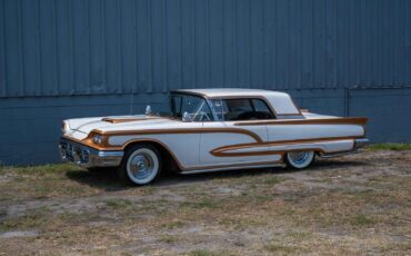 Ford-Thunderbird-1960-2-Door-13