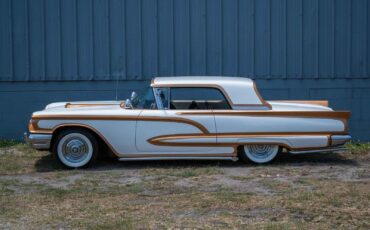 Ford-Thunderbird-1960-2-Door-15