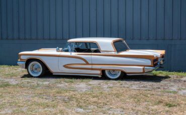 Ford-Thunderbird-1960-2-Door-16