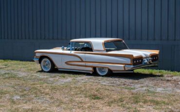 Ford-Thunderbird-1960-2-Door-17