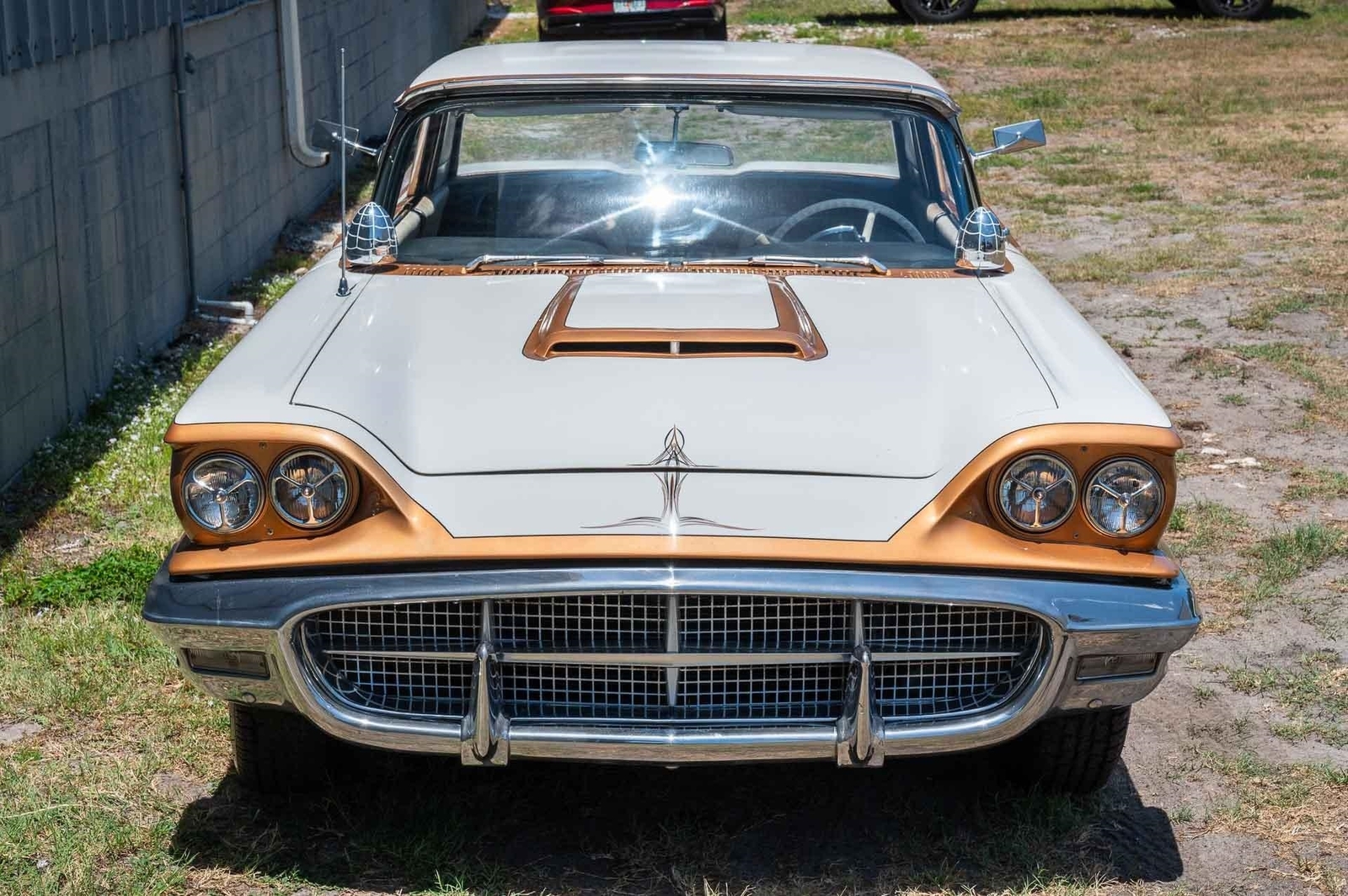 Ford-Thunderbird-1960-2-Door-25
