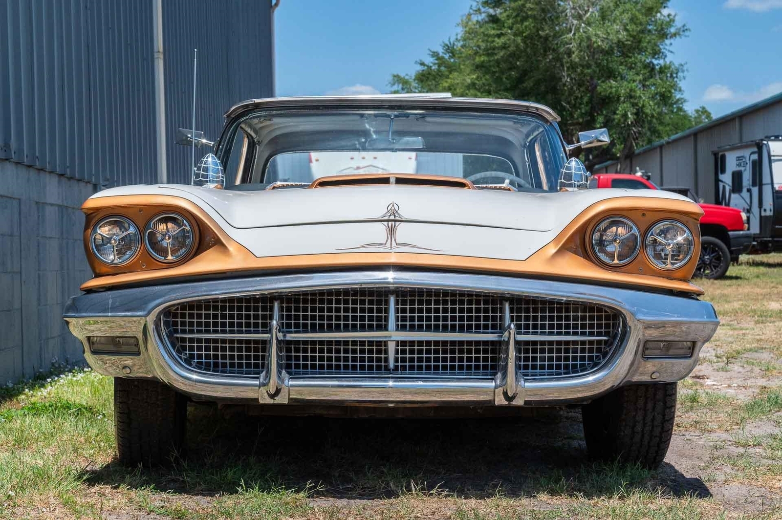 Ford-Thunderbird-1960-2-Door-26