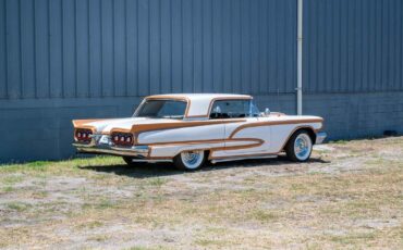 Ford-Thunderbird-1960-2-Door-29