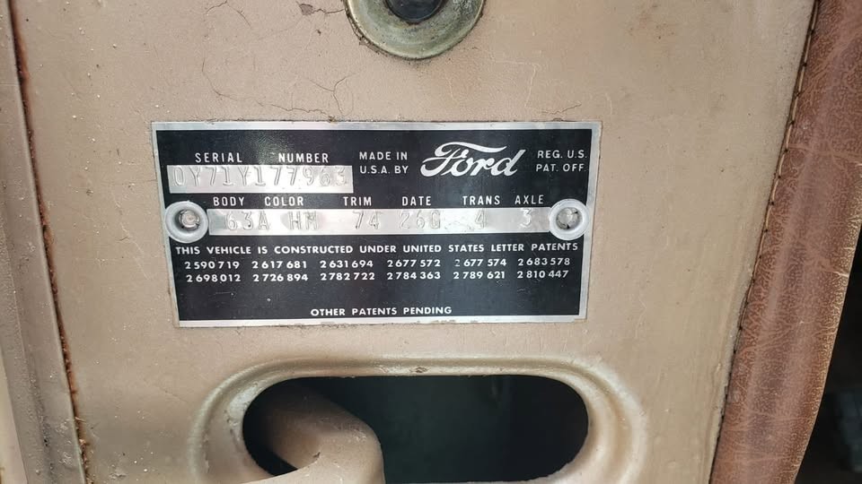 Ford-Thunderbird-1960-Coupe-12