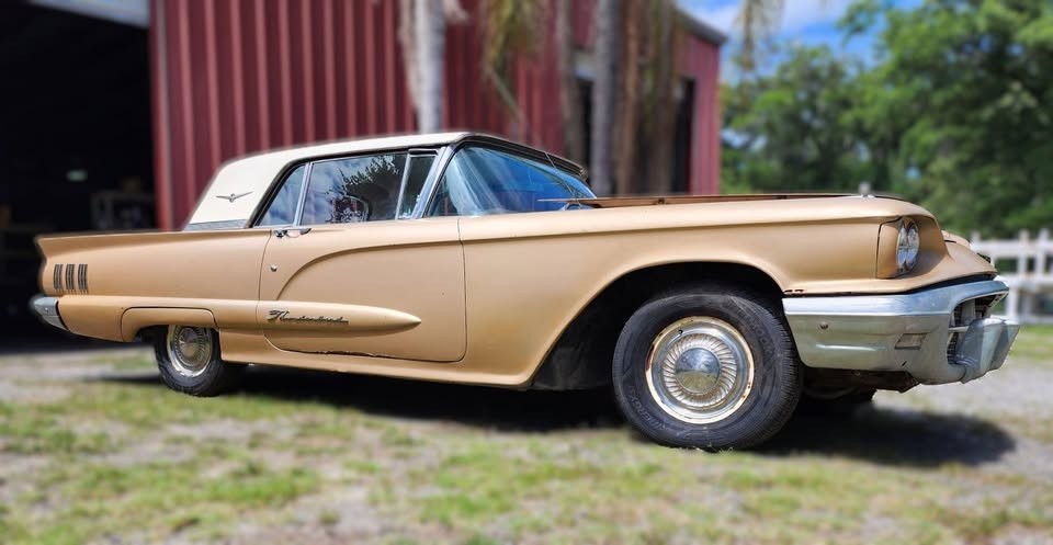 Ford-Thunderbird-1960-Coupe