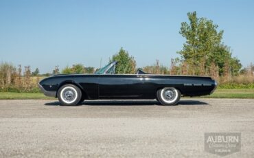 Ford-Thunderbird-1962-1