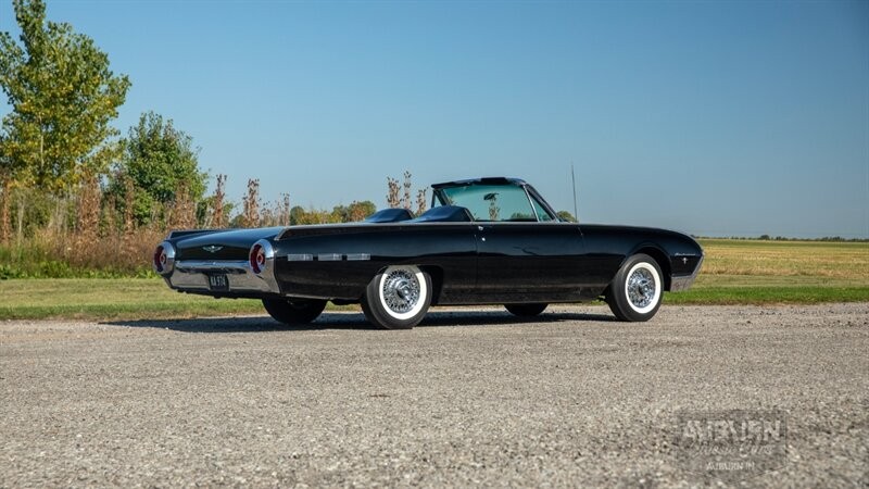 Ford-Thunderbird-1962-4