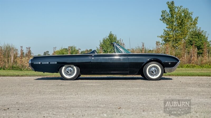 Ford-Thunderbird-1962-5