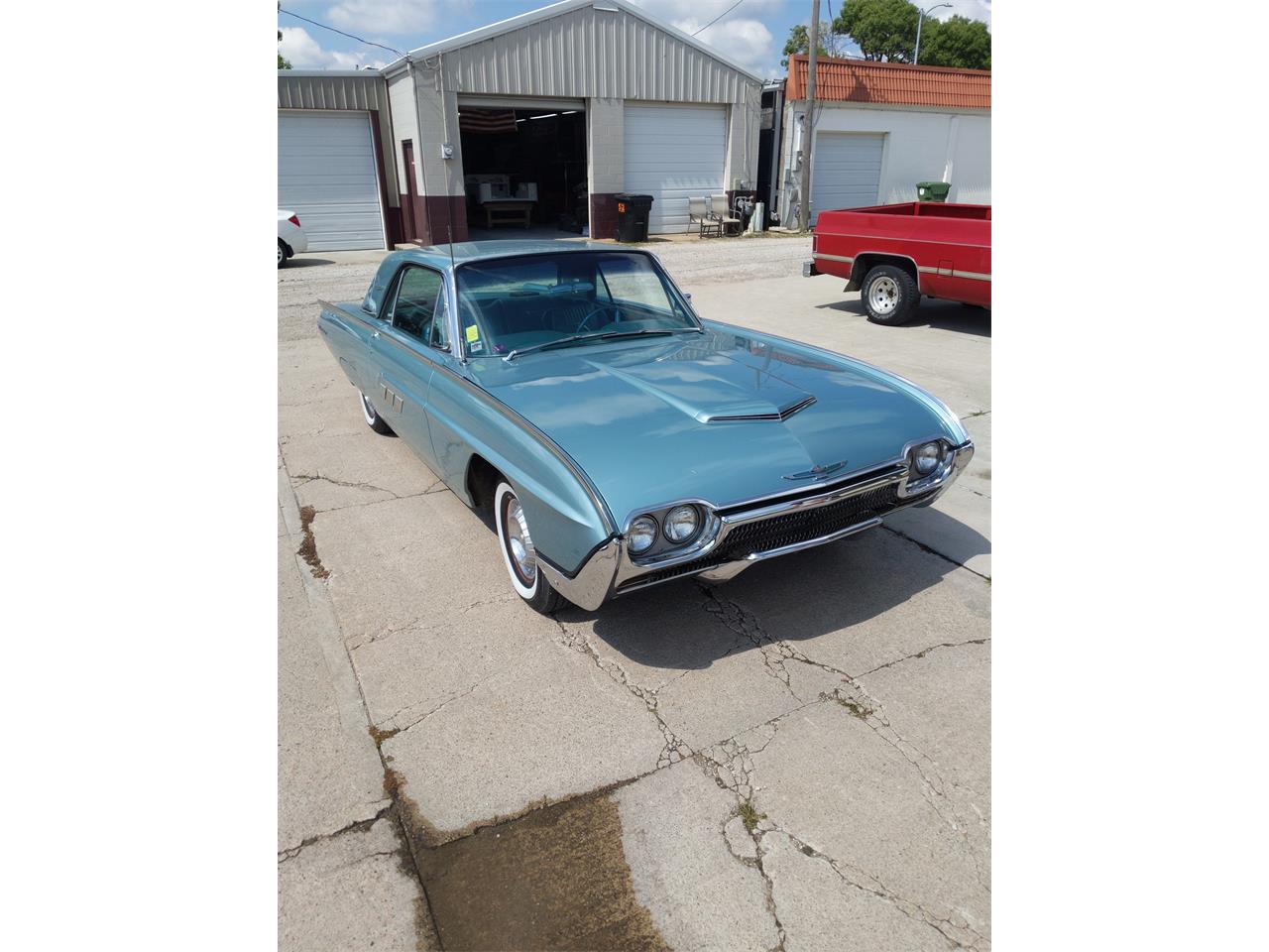 Ford-Thunderbird-1963-patrician-green-med-turquoise-1
