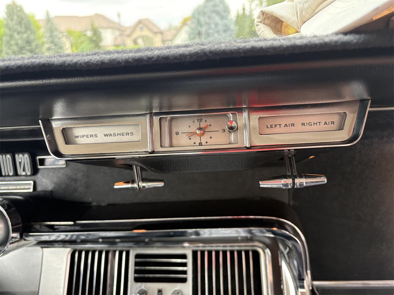 Ford-Thunderbird-1964-Prarie-Tan-Black-10
