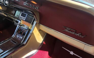 Ford-Thunderbird-1965-Beige-14