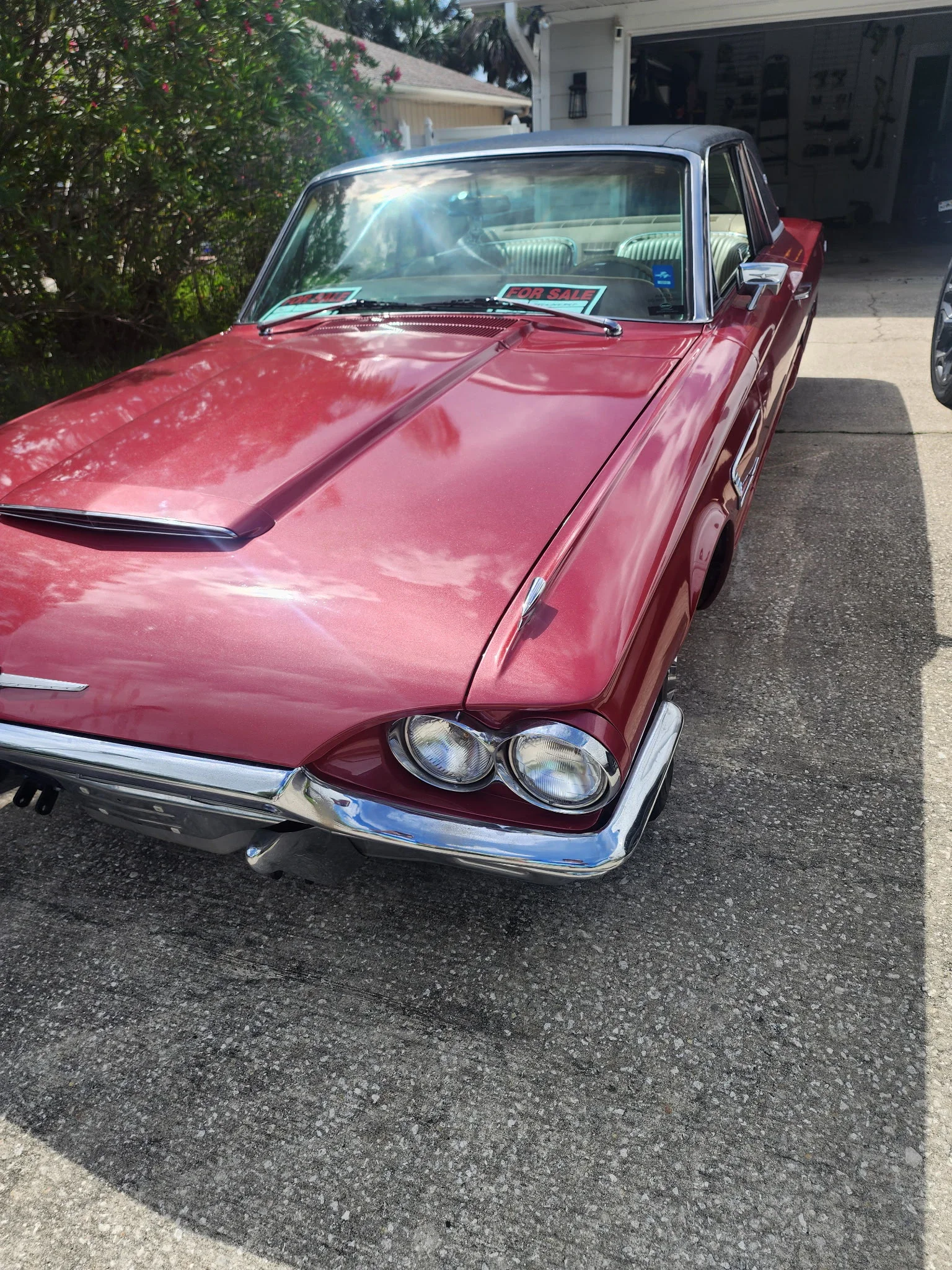 Ford-Thunderbird-1965-Beige-7