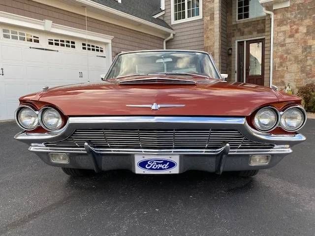 Ford-Thunderbird-1965-Copper-21