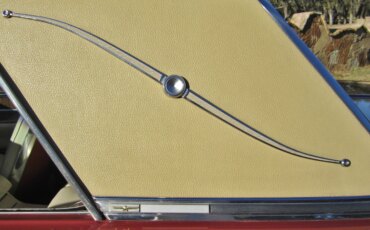 Ford-Thunderbird-1965-Other-White-11