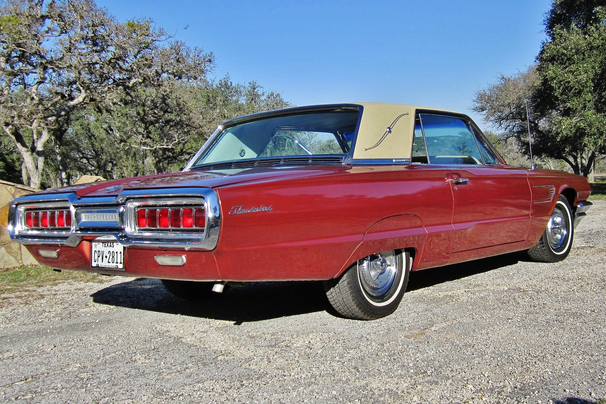 Ford-Thunderbird-1965-Other-White
