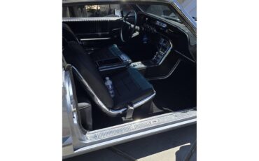 Ford-Thunderbird-1966-Chroma-Blue-Black-4