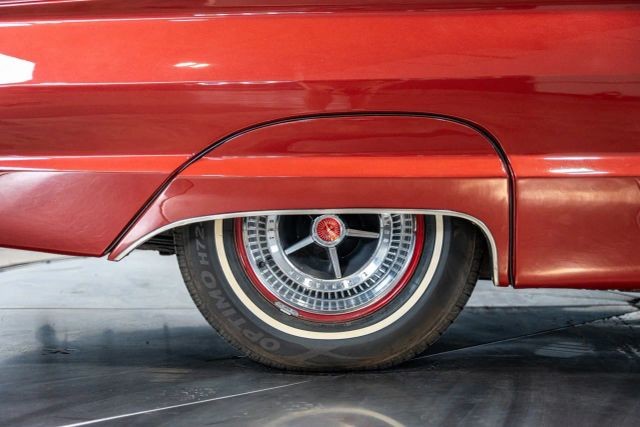 Ford-Thunderbird-1966-Convertible-34