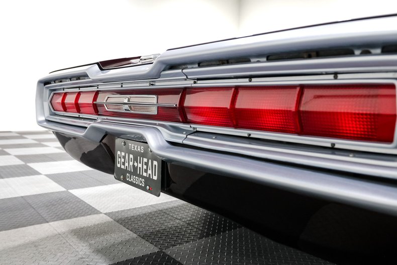 Ford-Thunderbird-1966-Maroon-BLACK-12