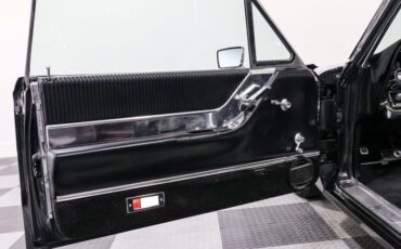 Ford-Thunderbird-1966-Maroon-BLACK-17