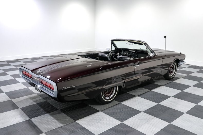 Ford-Thunderbird-1966-Maroon-BLACK-37