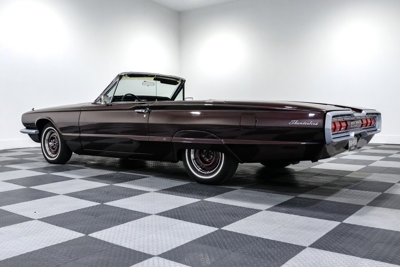 Ford-Thunderbird-1966-Maroon-BLACK-4