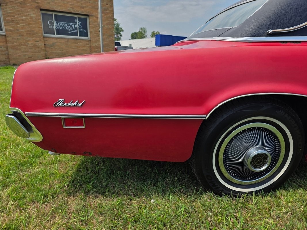 Ford-Thunderbird-1971-20