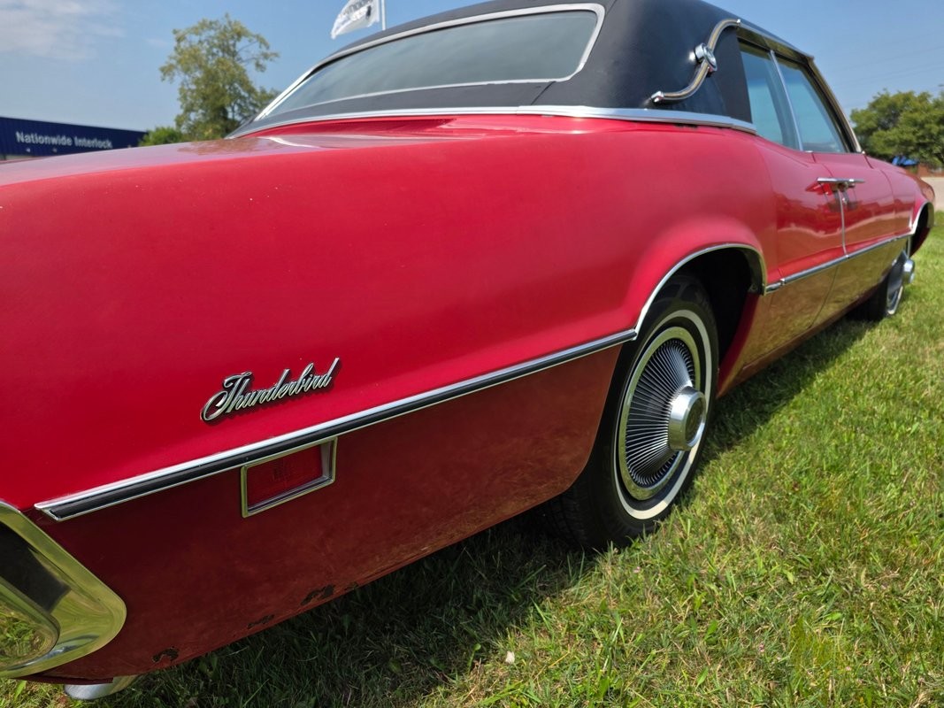 Ford-Thunderbird-1971-7