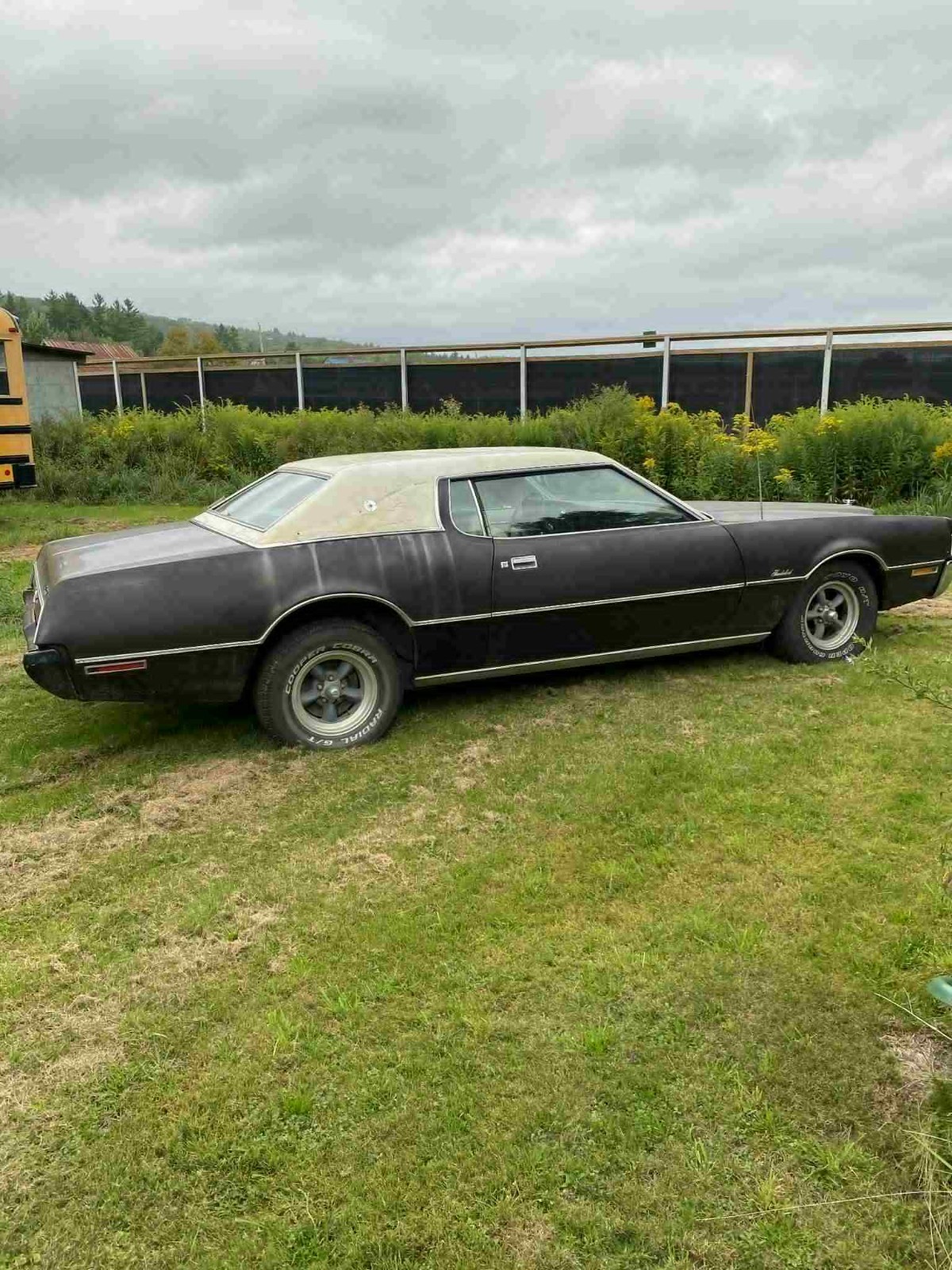 Ford Thunderbird 1972 Sedan