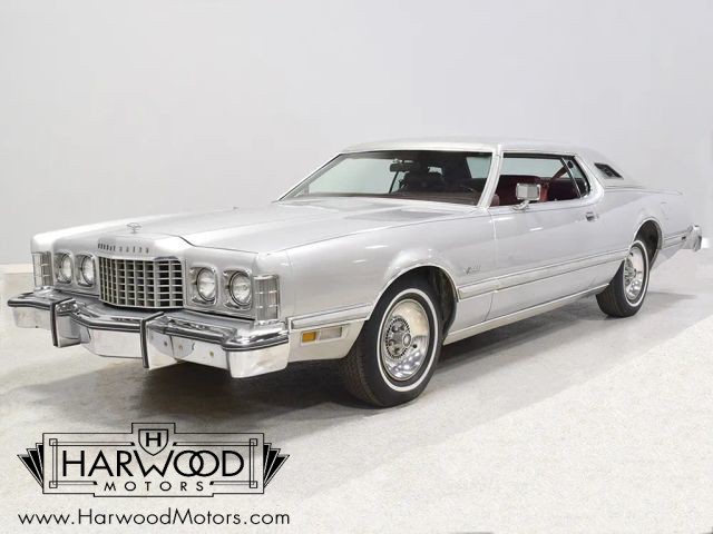 Ford-Thunderbird-1976-Coupe-1