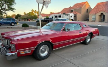 Ford-Thunderbird-1976-Coupe-1