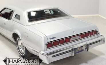 Ford-Thunderbird-1976-Coupe-12