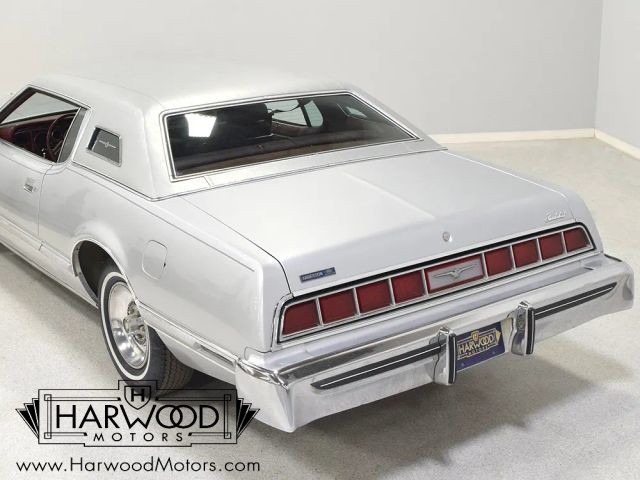 Ford-Thunderbird-1976-Coupe-12