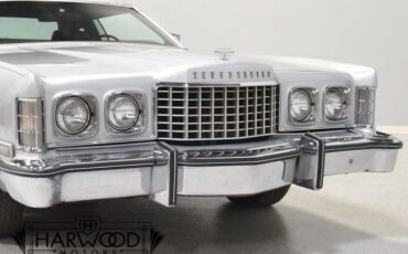 Ford-Thunderbird-1976-Coupe-14