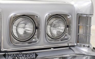 Ford-Thunderbird-1976-Coupe-17