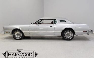Ford-Thunderbird-1976-Coupe-2